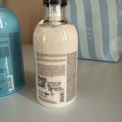 Lavish Care shower gel, lotion with glitter and pouch new