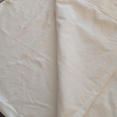 Tablecloth white cotton embossed fabric like new 1.30x1.30