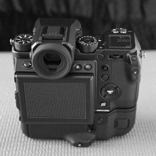 Fujifilm GFX 50s camera like new with battery pack and strap