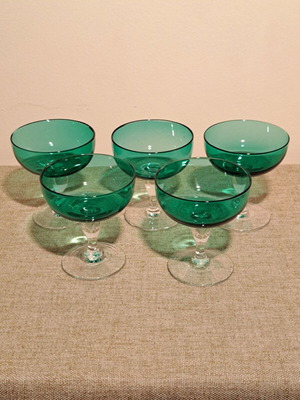 Crystal green bowl glasses set of 5 like new