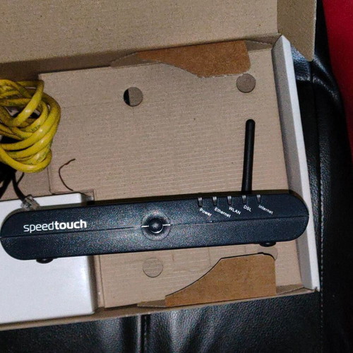 Thomson SpeedTouch 585v6 ADSL2+ Wireless Router like new