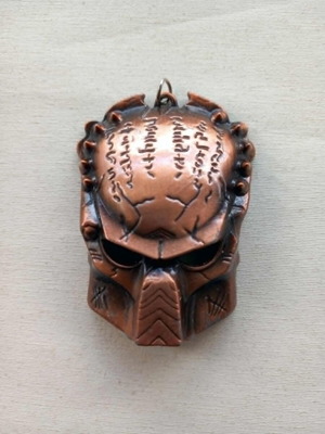 Predator metal mask keychain used