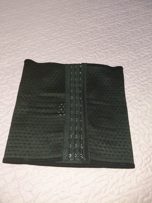 Corset belt like new, black, fits up to 29cm width