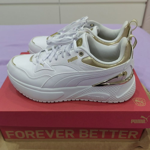Puma R78 sneakers size 40 new, white