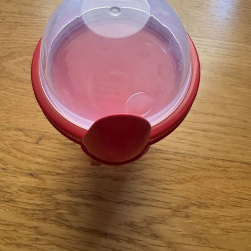 Take ‘n’ Go Yogurt Container with Spoon new