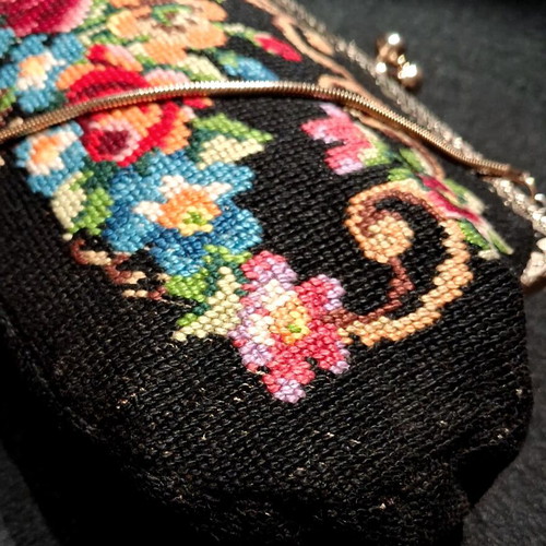 Vintage Handbag 1950 with Petit Point Embroidery like new, black