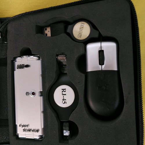Travel kit with laptop accessories new