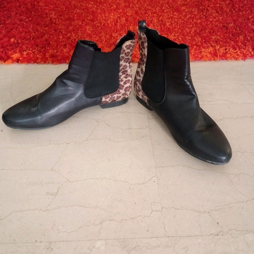 Migato ankle boots used animal print, size 41