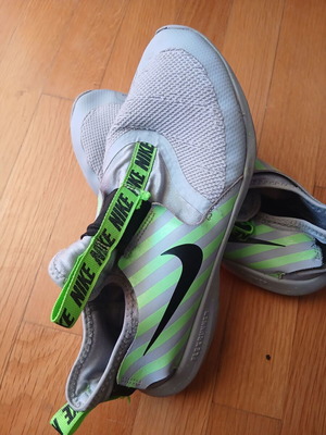 Nike slip-on athletic shoes used, size 40, gray and green