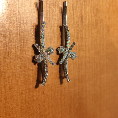 Swarovski hair clips set of 2 with crystals new