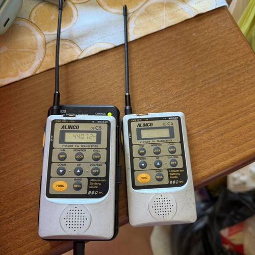 Alinco DJ-C5 VHF/UHF FM transceivers used, pair with charger