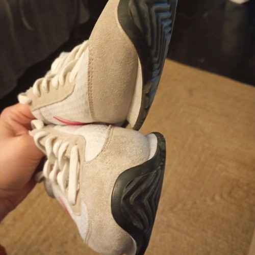 Nike Oceania women's athletic shoes used, size 38, beige-pink