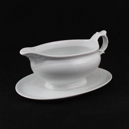 Porcelain Fürstenberg sauce boat like new, German rococo design
