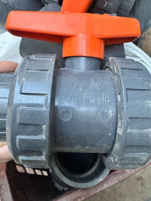 PVC-U ball valves Typ 56 (PN 16) like new, pack of 5
