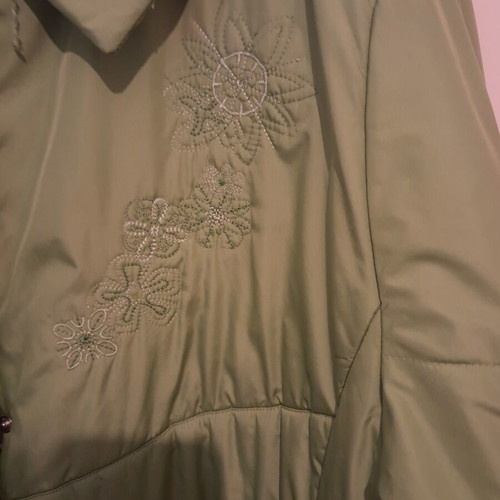 Plus size waterproof jacket like new, green, with many pockets