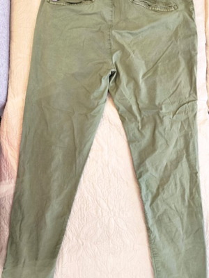Pull & Bear denim pants used, size US 34, green