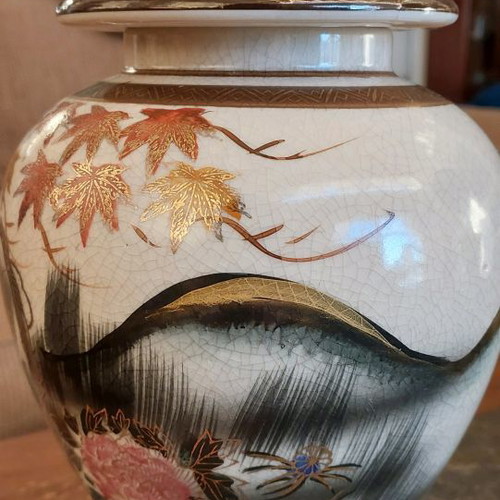 Satsuma vase used antique, height 26cm