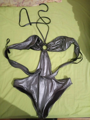 One-piece swimsuit like new, silver, size M