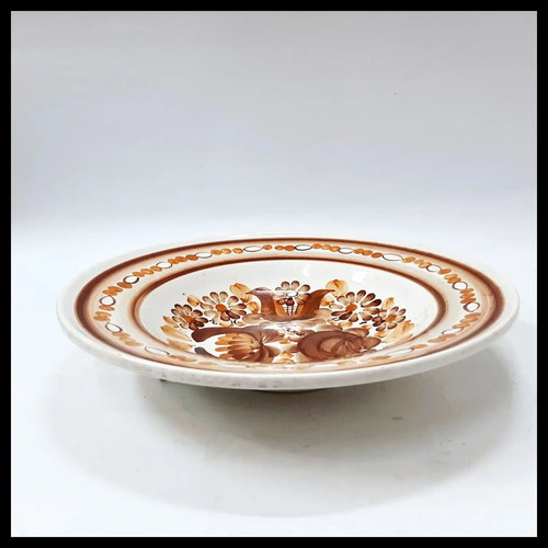 Vintage Polish Hand-Painted Ceramic Wall Plate 29 cm like new