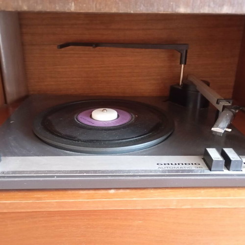 Grundig Automatic 36 vintage record player cabinet