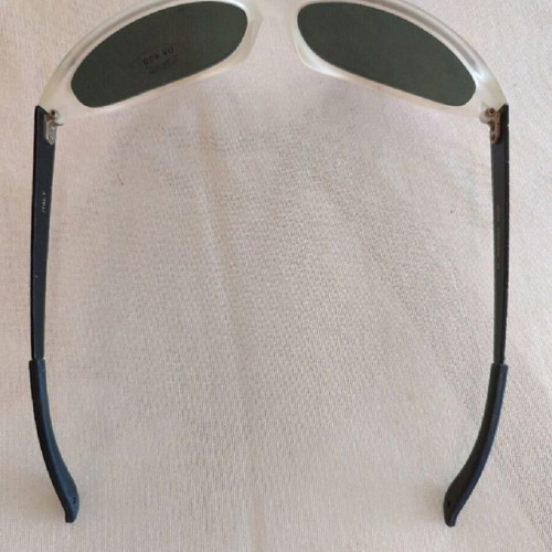 Vintage 90s Sunglasses new with minor frame marks, UV 400 protection