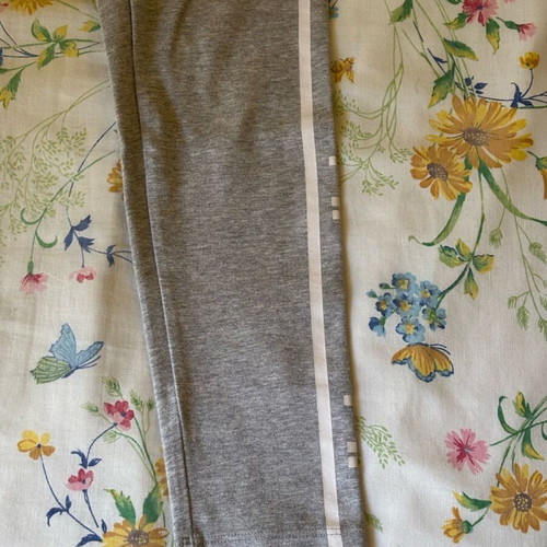 Adidas gray leggings like new with white logo print, size S