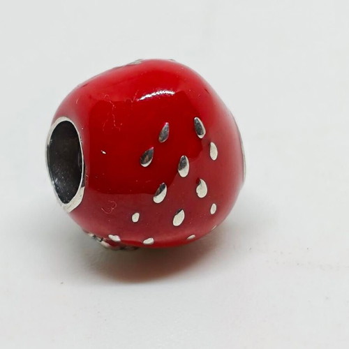 Silver Charm 925 Strawberry with Enamel and Zirconia like new