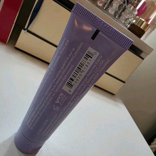 Kate Somerville Cleanser 30 ml new with goat milk