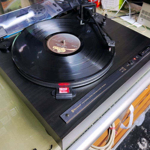 Sherwood PM-1270 turntable used with Ortofon