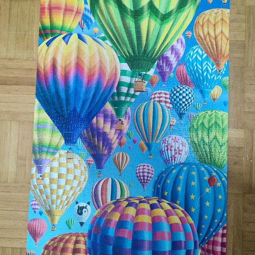 Puzzle 1000 pieces like new, glued in plexiglass frame