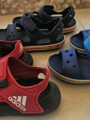 Children's summer shoes like new, set of 3