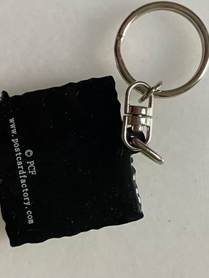 Keychain like new, bought from Miami