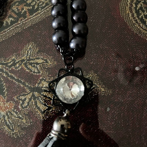 Long necklace like new, black