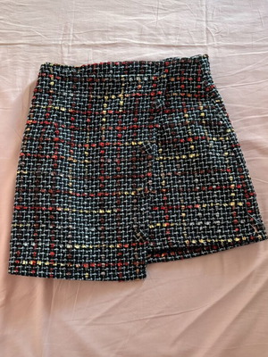 Trendyol Mini Skirt New, Black with Back Zipper, Size S