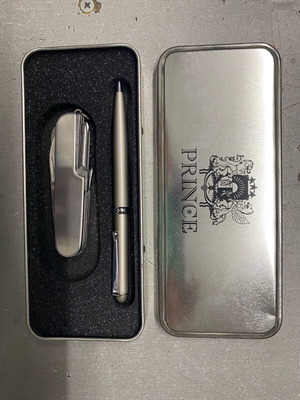 Multitool with pen new in metal case