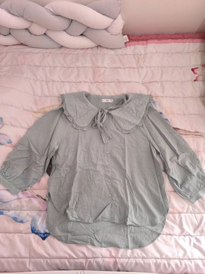 Mango women's shirt like new, size M, alcohol color