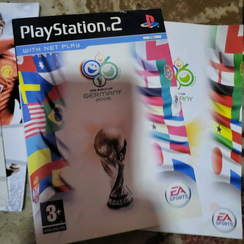 Football covers for Ps2 used with manuals, pack