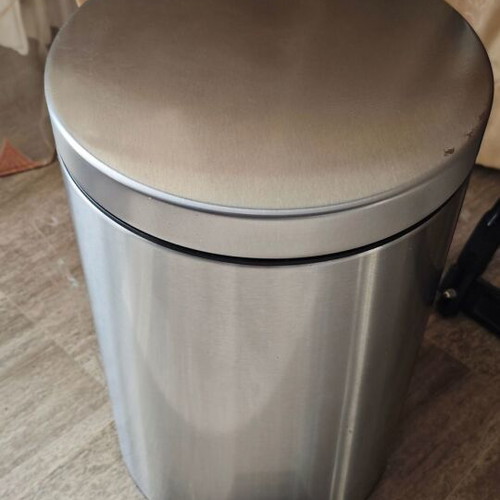 Brabantia 20L Stainless Steel Trash Can like new