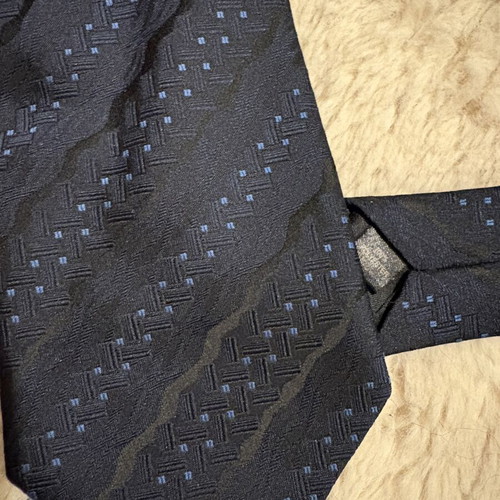 Ties like new