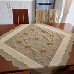 Set of 6 used table linens with embroidered details