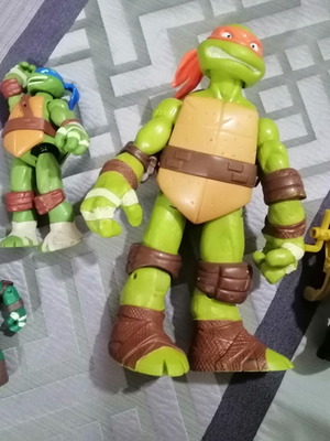 Teenage Mutant Ninja Turtles used, set of 4 figures, 23cm, 13cm, 10cm, 10cm