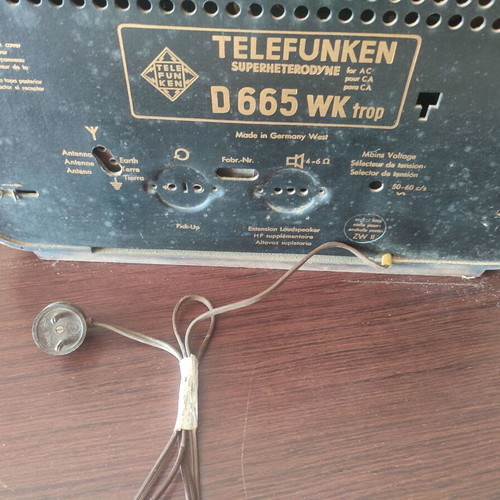 Telefunken D665 WK Trop radio used, 1950s tube model