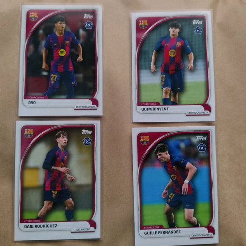 Topps Barcelona 2025-2026 lot of 27 cards like new