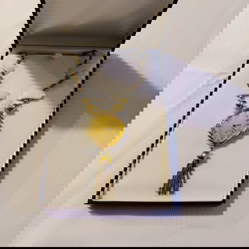 Vintage γυναικείο ρολόι λαιμού κουρδιστό σαν καινούργιο με κασετίνα