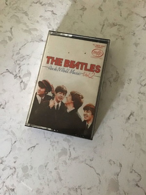 The Beatles Rock and Roll Music касета употребявана, поп
