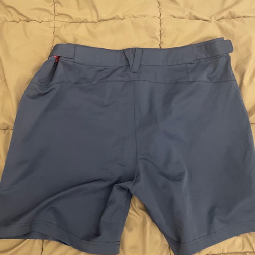 Crane shorts large like new