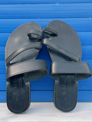 Δερμάτινα χειροποίητα πέδιλα μαύρα size 37 σαν καινούργια