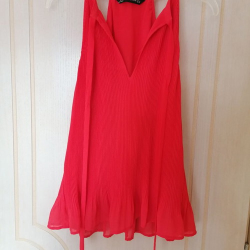 Zara sleeveless top new, coral color, size M/L