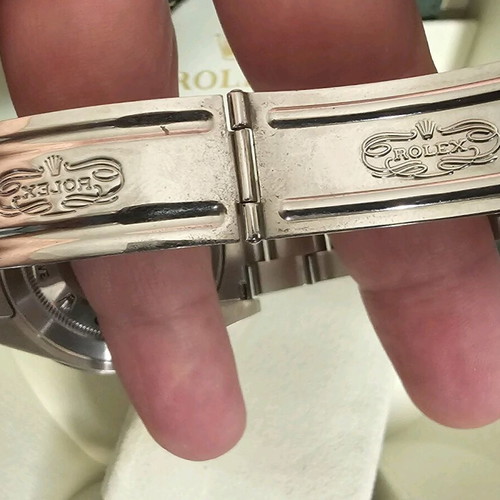 Rolex Sea Dweller 16600 40mm like new, full set with solid links