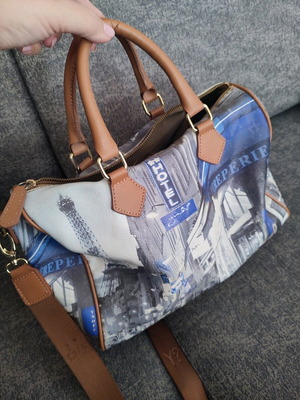 Y Not? bag like new with long strap beige and blue